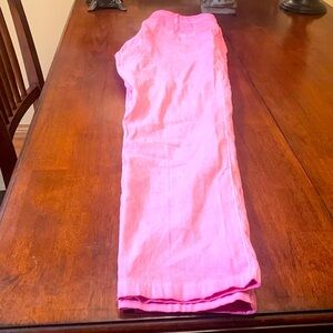 Authentic 120% Lino pink color capri pants , bought in Milan, sissy 46. Must!